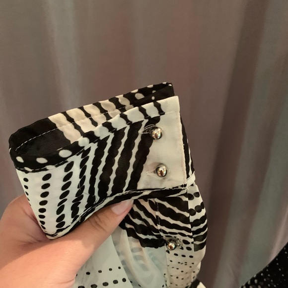 NY Collection Long Sleeve Blouse; Vneck - Picture 3 of 5